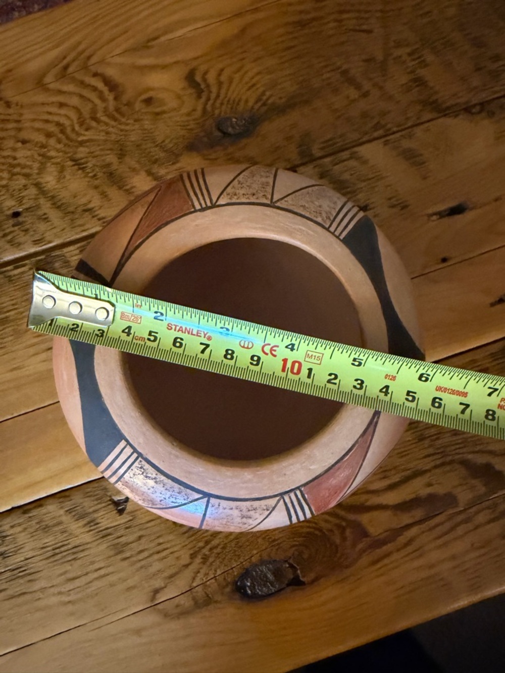 Beautiful vintage Hopi pottery piece signed by renowned Hopi artist Stella Huma. - Picture 12 of 13